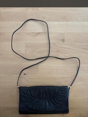 Vintage Black Textured Crossbody with Curved Flap
